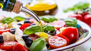 Anne Diamond learns about the benefits of the Mediterranean diet with Dr. Simon Poole