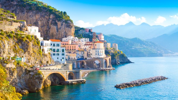 Discover our Italian Sojourn voyage with Joost Ouendag and Lia Da Silva Müller