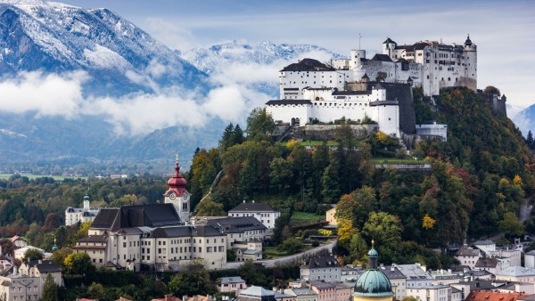 Tour Salzburg with Viking guides Peter Staudinger and Julia Hattinger