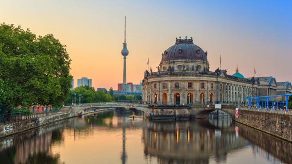 Uncover the world’s most remarkable museums with Joost Ouendag