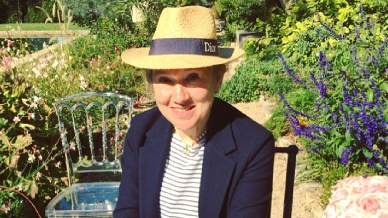 Anne Diamond learns the story behind the famous Miss Dior fragrance with author Justine Picardie)