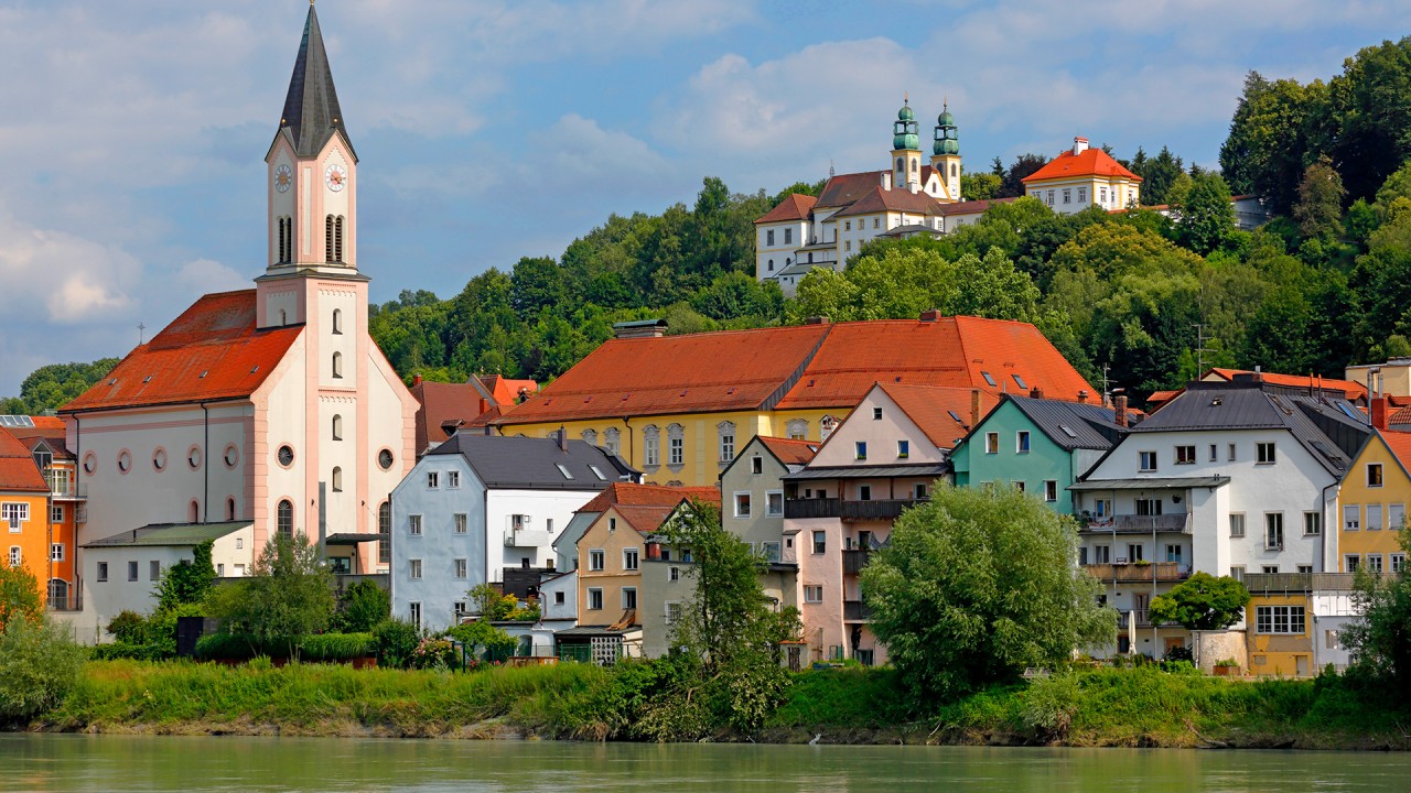 At home in Passau with Dorothea Lechner)