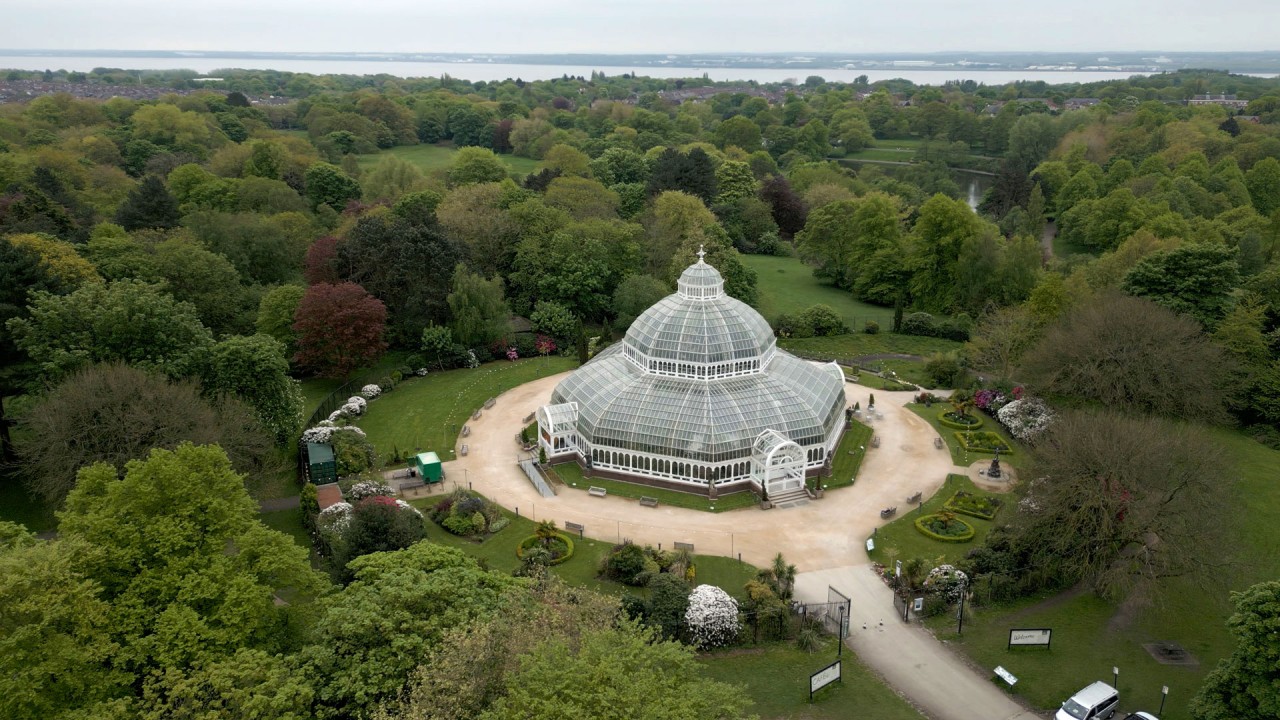Immerse yourself in a garden oasis in Liverpool, England)