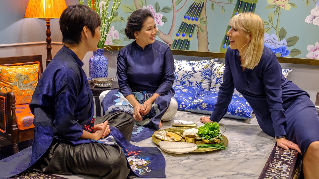 Karine Explores: China and Vietnam)