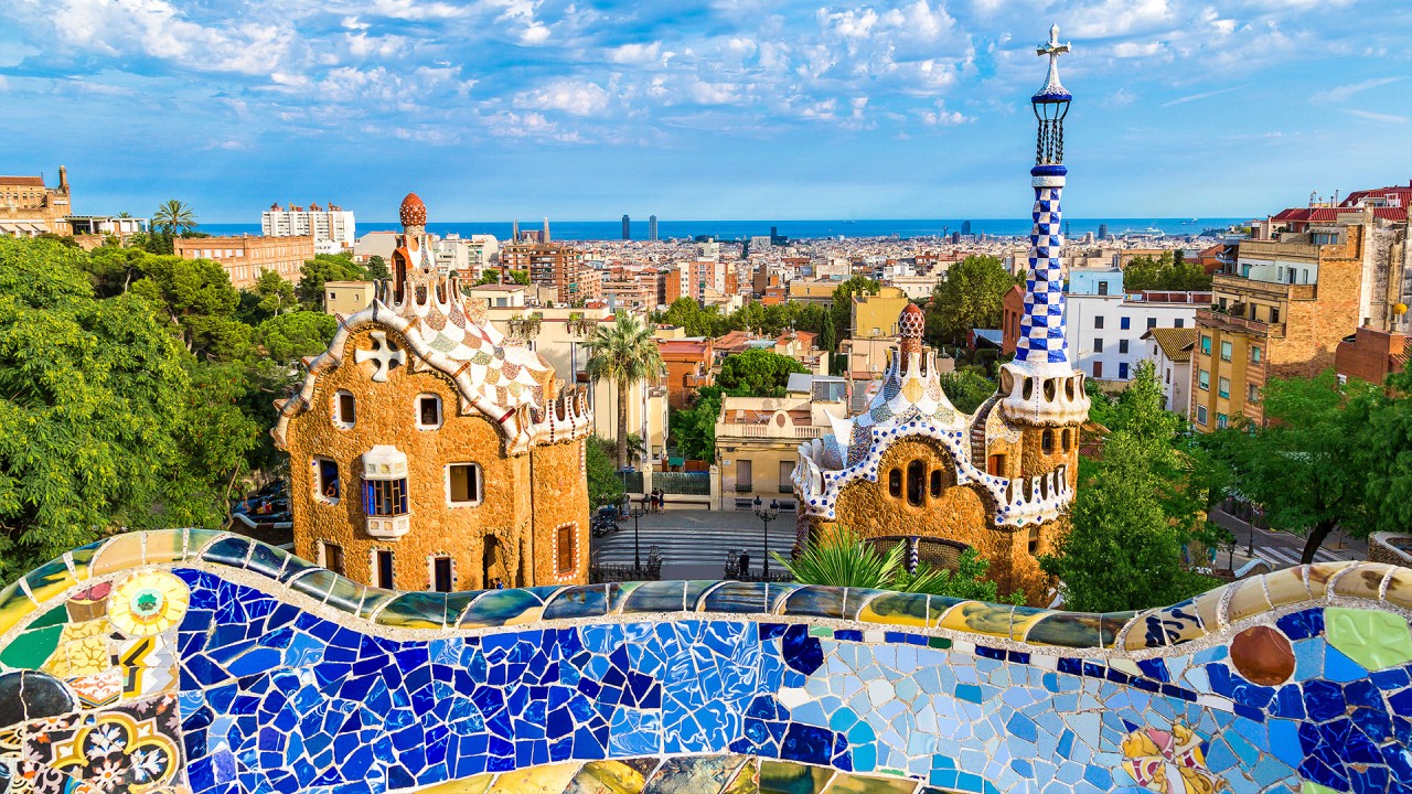 Top 10 art destinations to inspire your next journey)